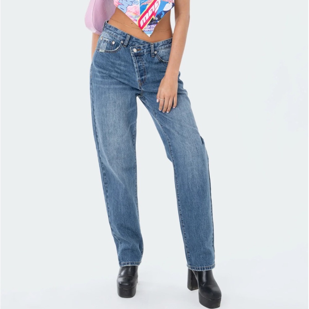 Edikted Blue Boyfriend Jeans